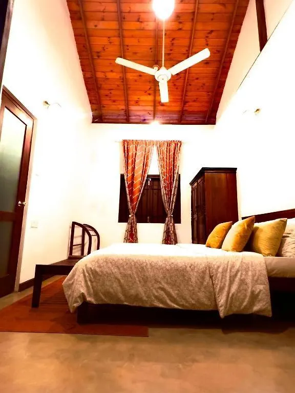 Colonial Residence Kandy Villa