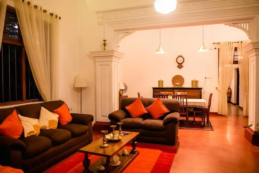 Colonial Residence Kandy Villa