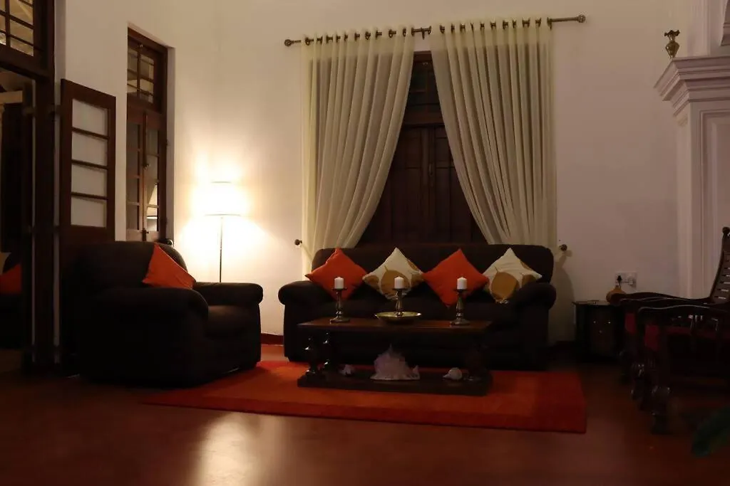 Colonial Residence Kandy Villa